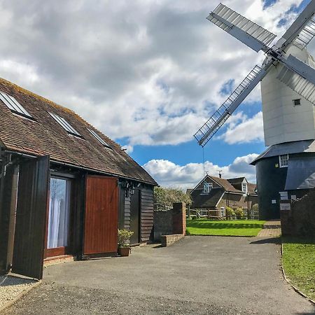 Windmill Barn Villa Herstmonceux Exterior photo